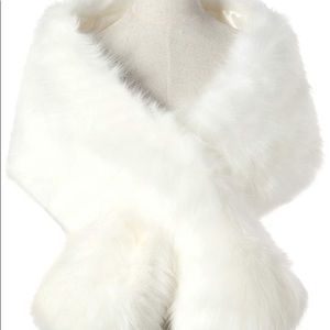 White Faux-fur Shawl